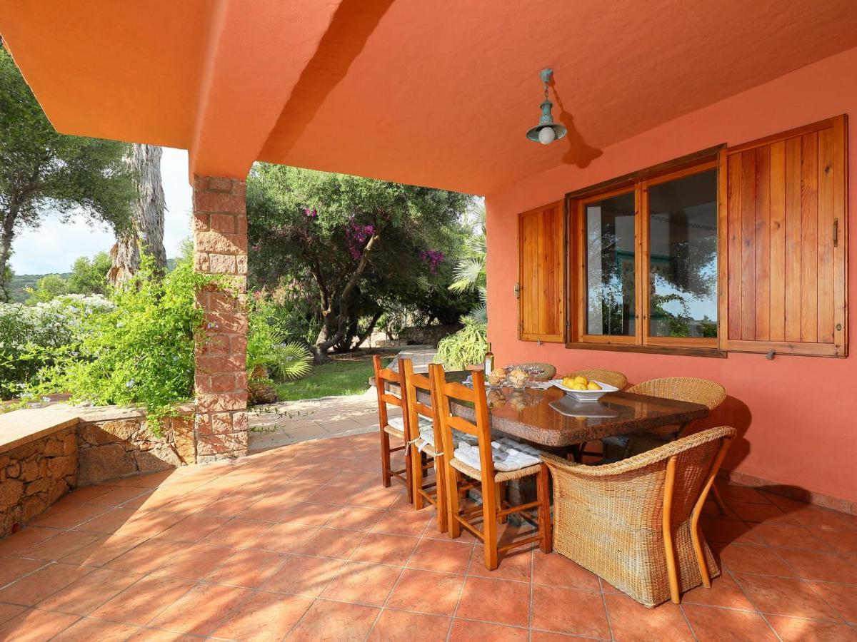 Villa Bouganville By Interhome Badesi Zewnętrze zdjęcie