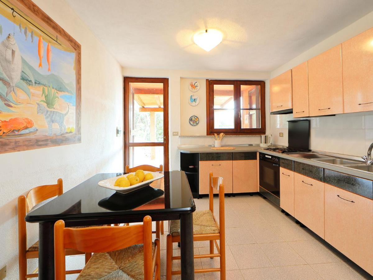 Villa Bouganville By Interhome Badesi Zewnętrze zdjęcie