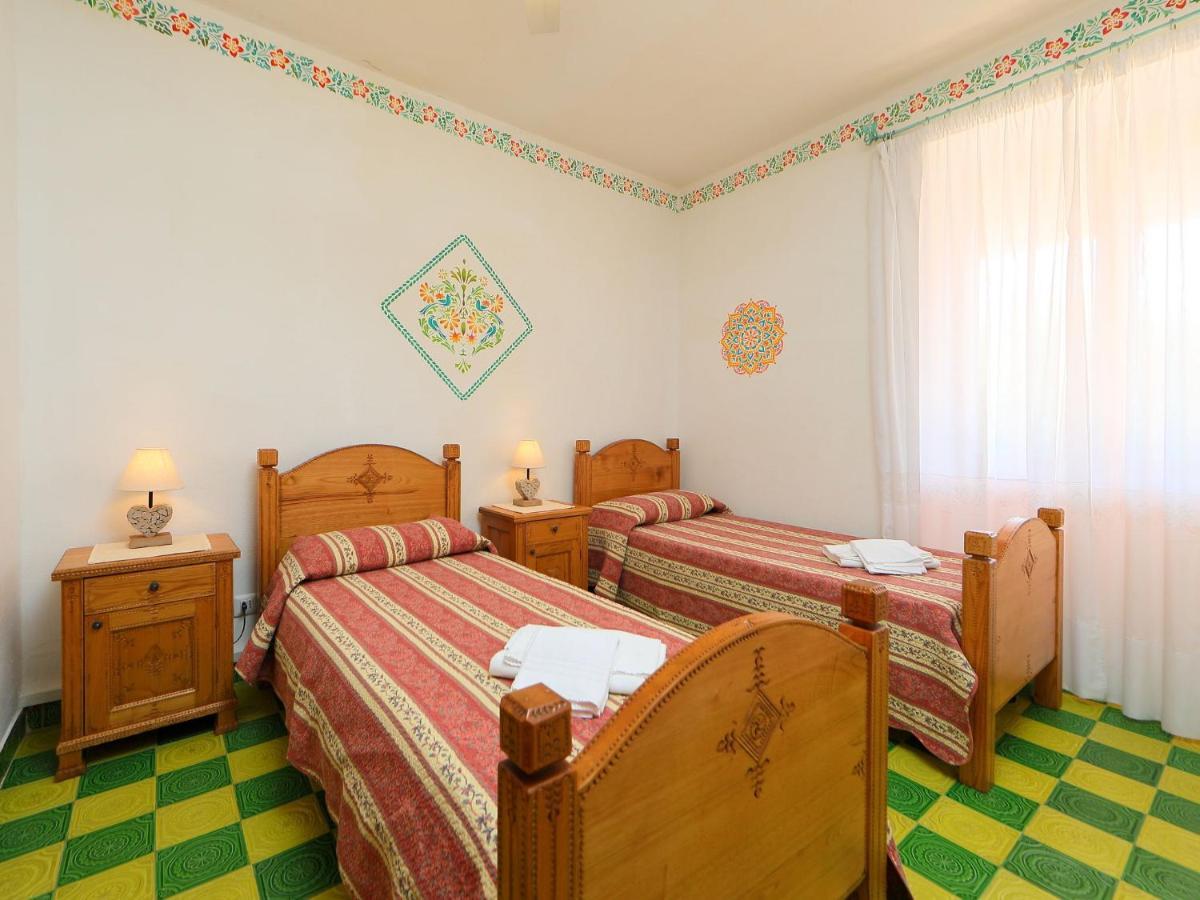 Villa Bouganville By Interhome Badesi Zewnętrze zdjęcie